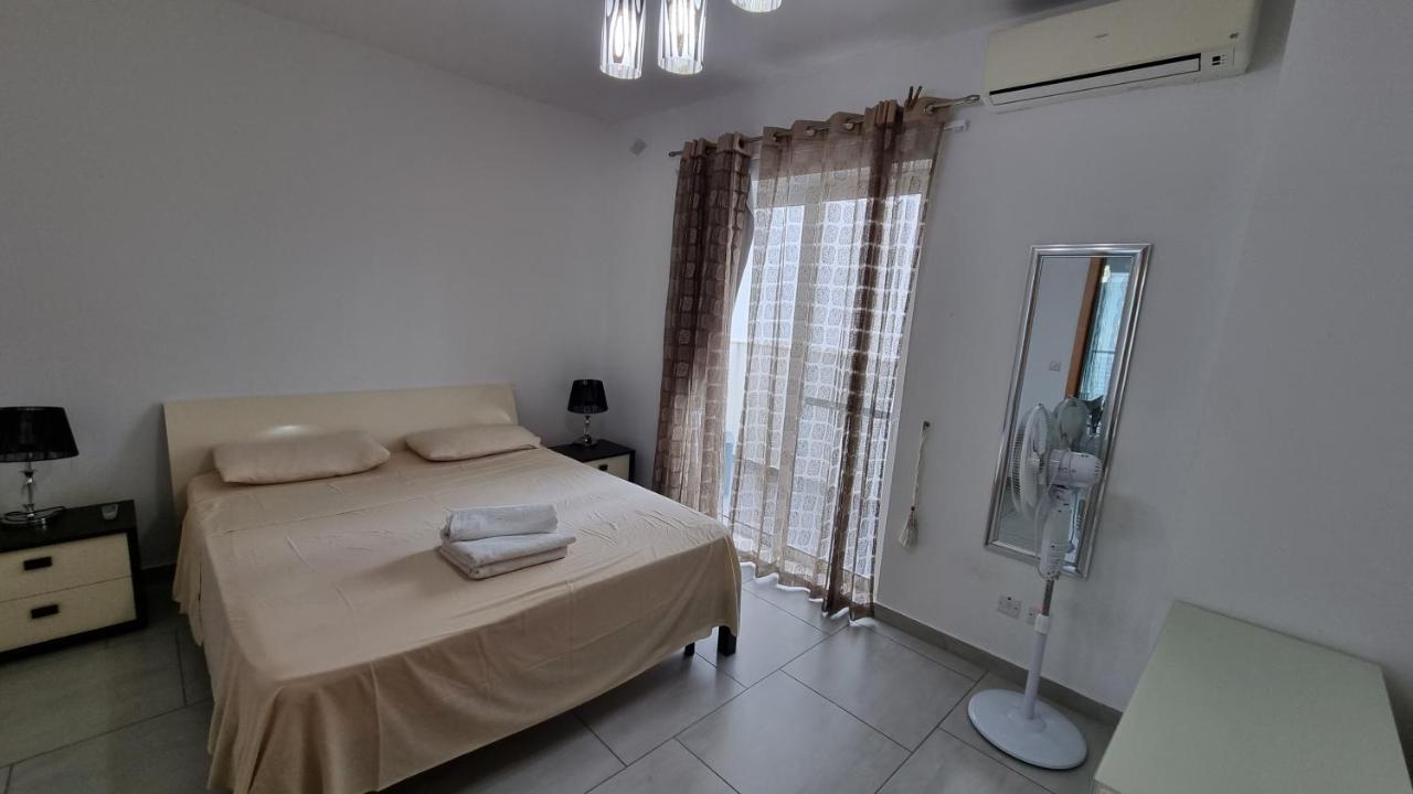 Metrostays Apartament St Julian Malta St. Julian's Exterior foto