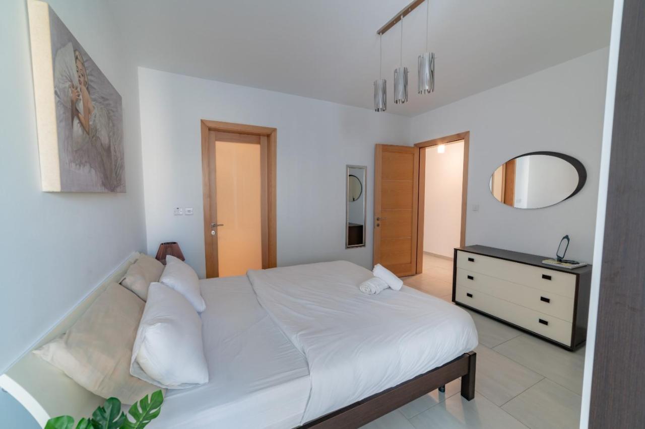 Metrostays Apartament St Julian Malta St. Julian's Exterior foto